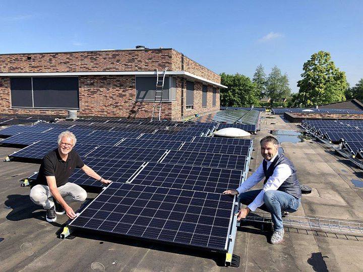 Politiek Altena: ‘Prioriteit aan zon op dak boven zon op land’