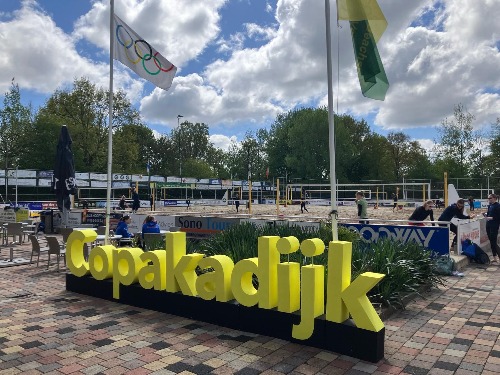 Bedrijventoernooi beachvolleybal in Werkendam
